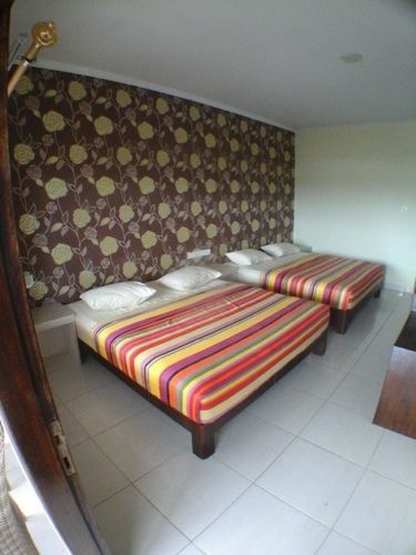 Holiday Beach Inn Пангандаран Екстериор снимка