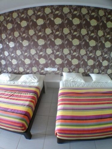 Holiday Beach Inn Пангандаран Екстериор снимка