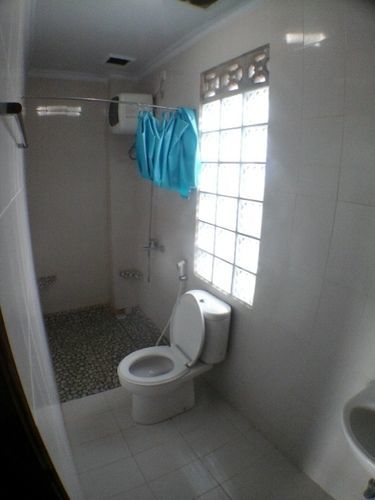 Holiday Beach Inn Пангандаран Екстериор снимка